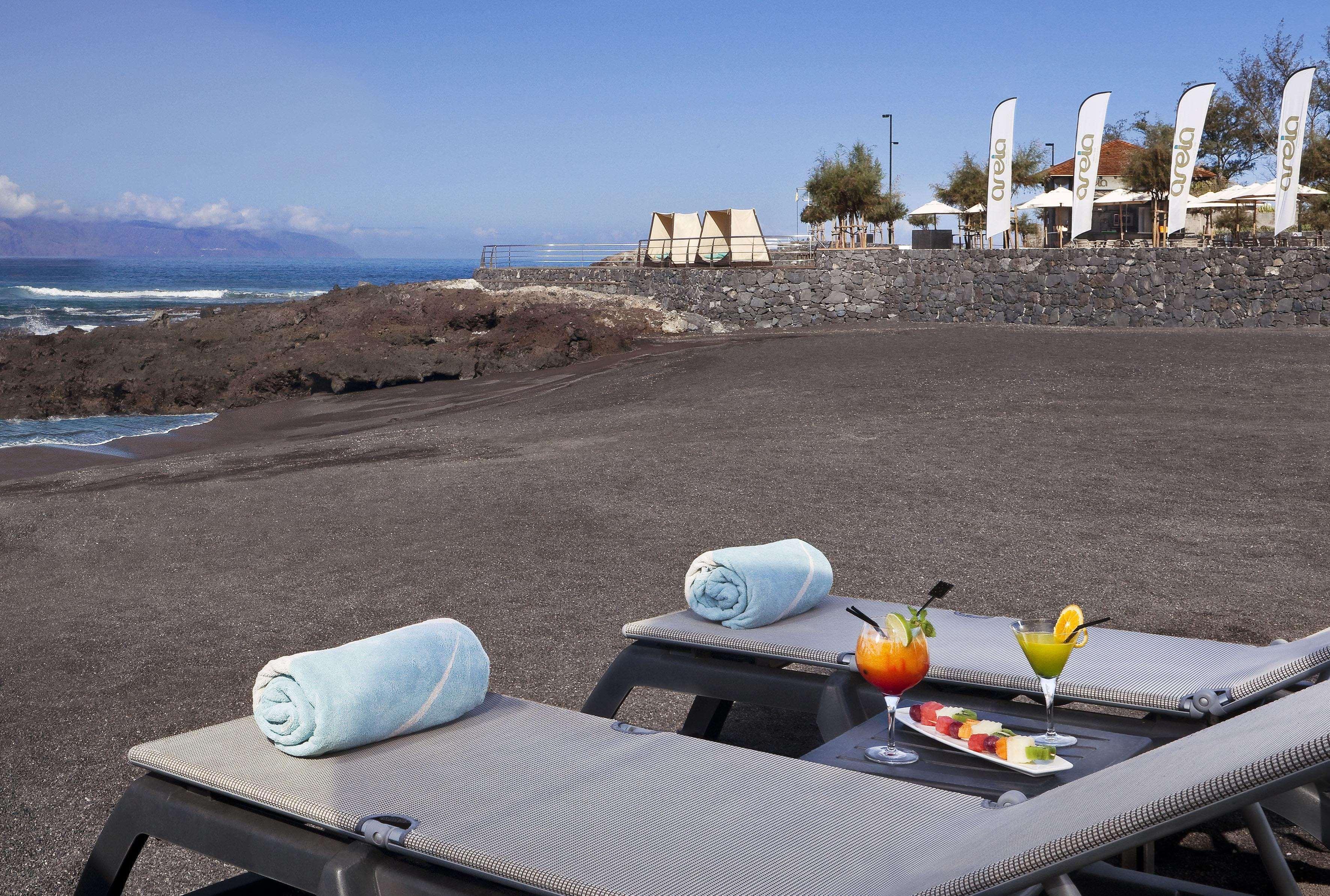 Gran Melia Palacio De Isora Resort & Spa Alcalá la Real Dış mekan fotoğraf Beach at the hotel