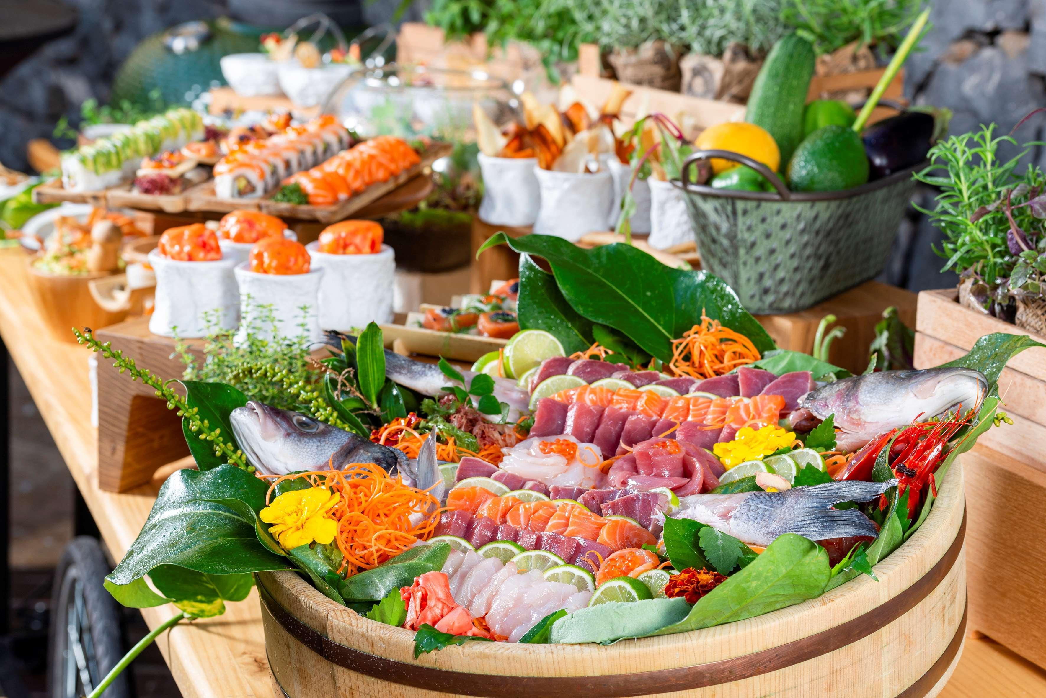Gran Melia Palacio De Isora Resort & Spa Alcalá la Real Dış mekan fotoğraf A seafood buffet