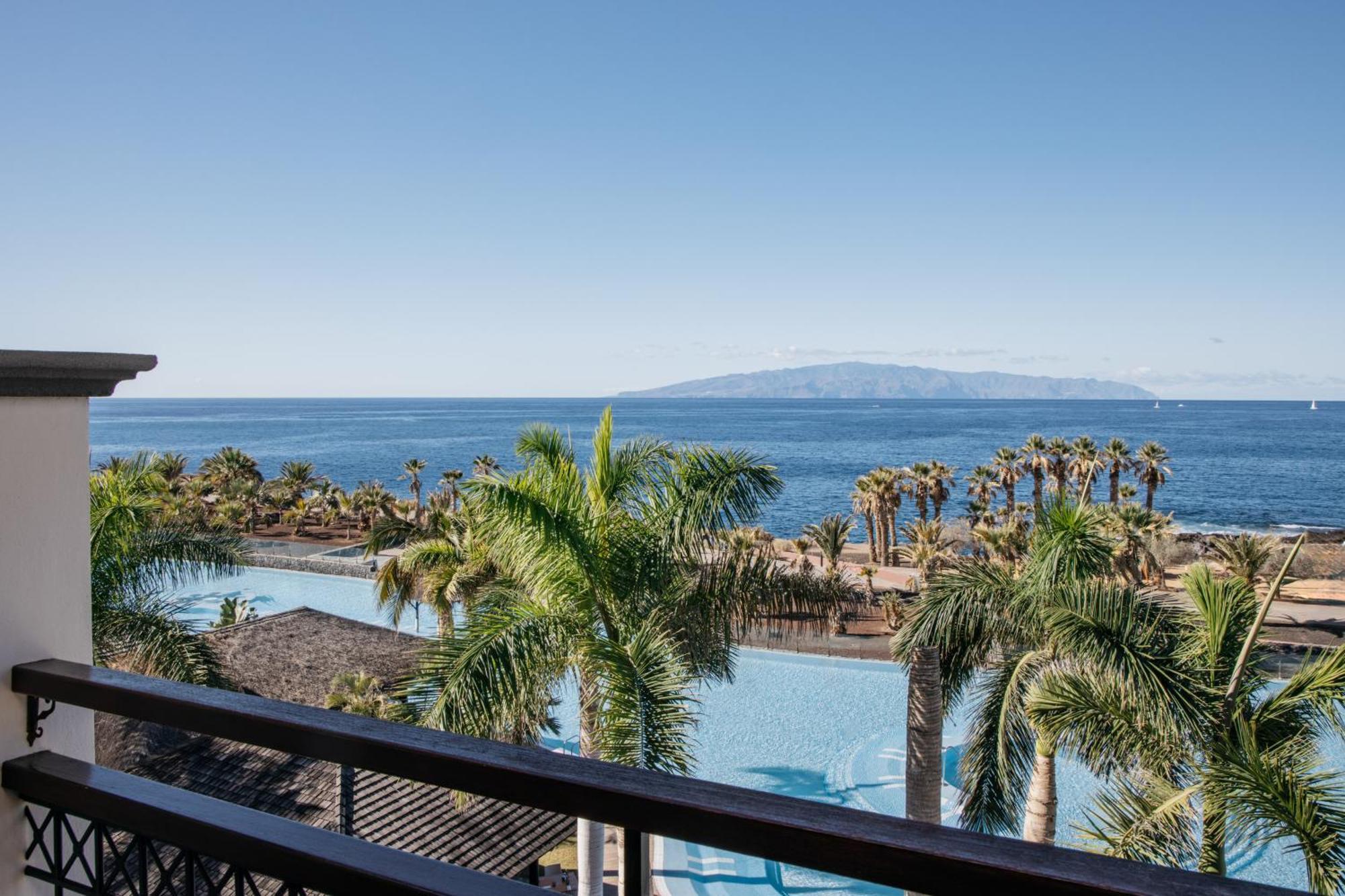 Gran Melia Palacio De Isora Resort & Spa Alcalá la Real Dış mekan fotoğraf View of the resort